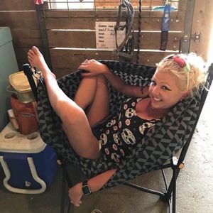 Meet your Posher, Melissa